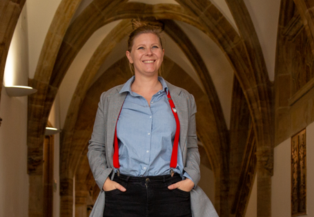Marie Burneleit in historischen R&auml;umen des M&uuml;nchner Rathauses